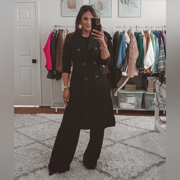 unkown Jackets & Blazers - Black coat in great condition.